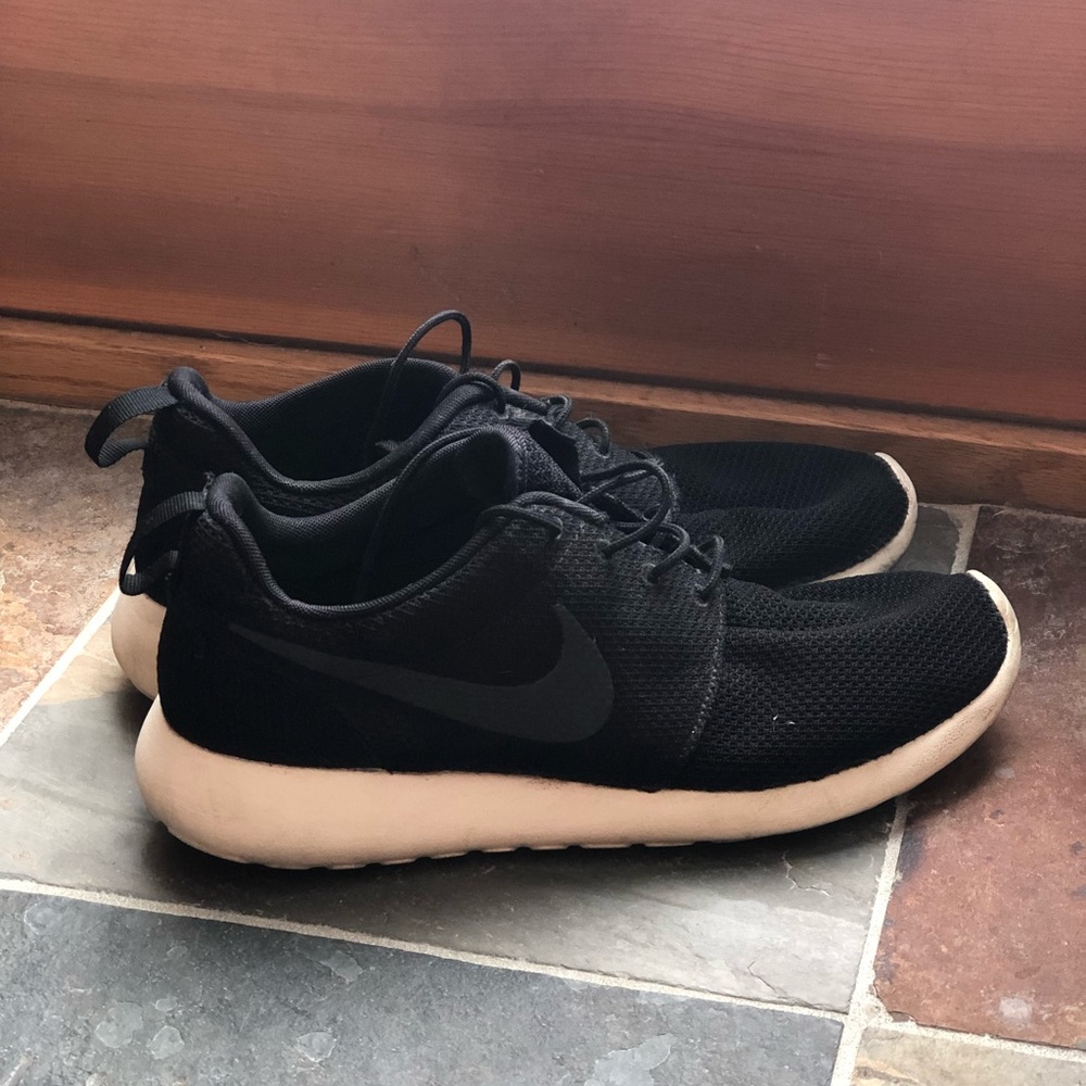Nike Roche
